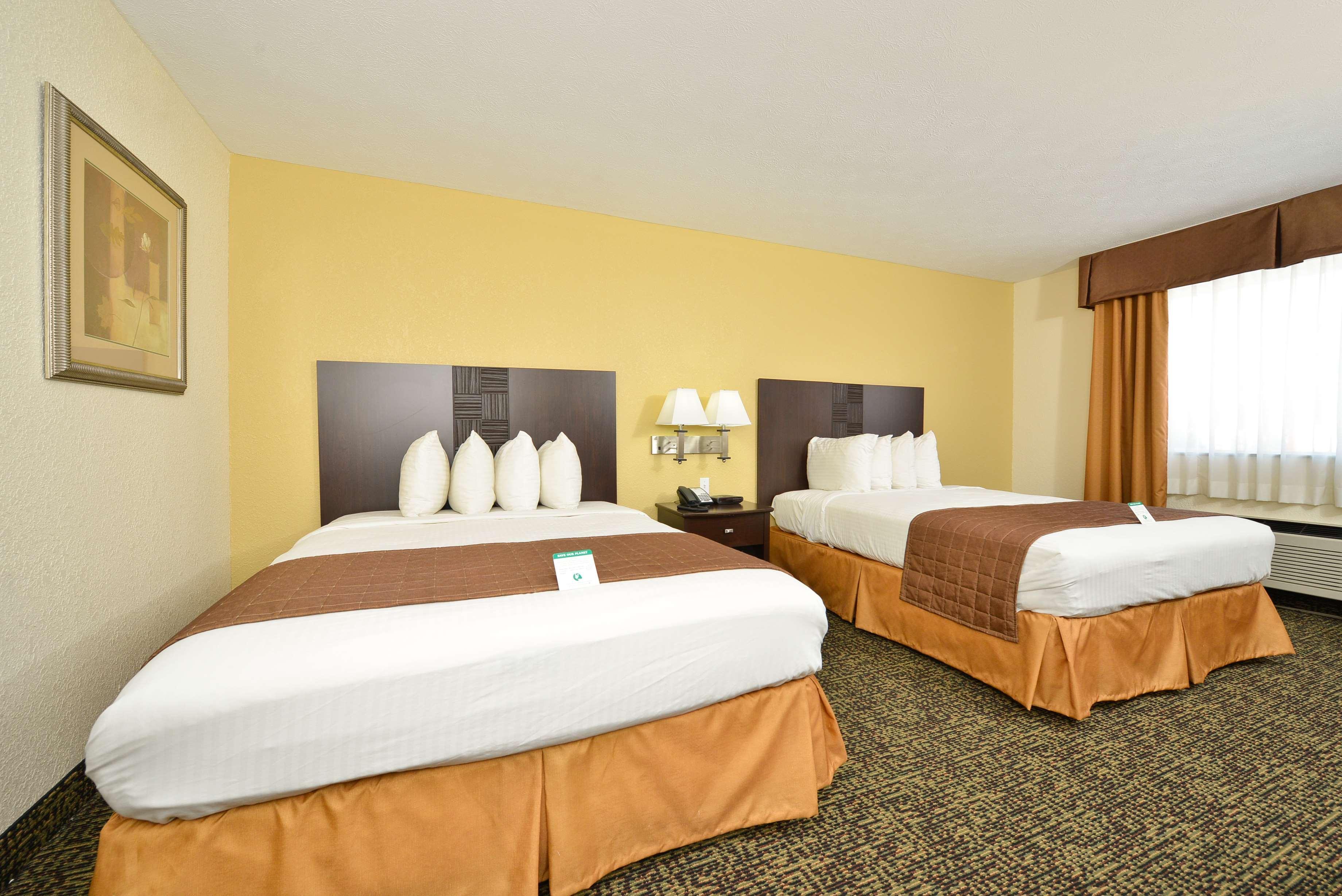 Best Western Elyria Room photo